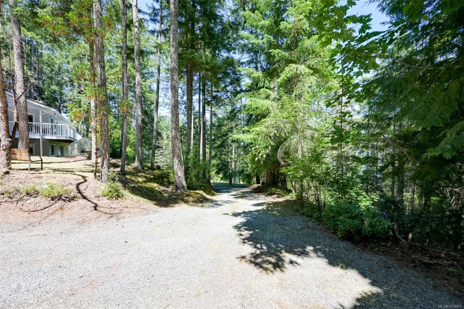 1495 Lands End Rd, North Saanich, BC