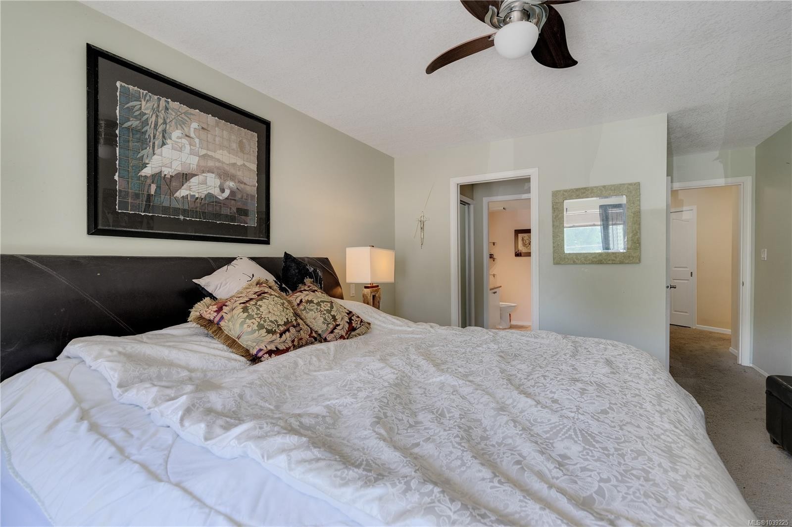 #207-245 First St, Duncan, BC - Indoor Photo Showing Bedroom