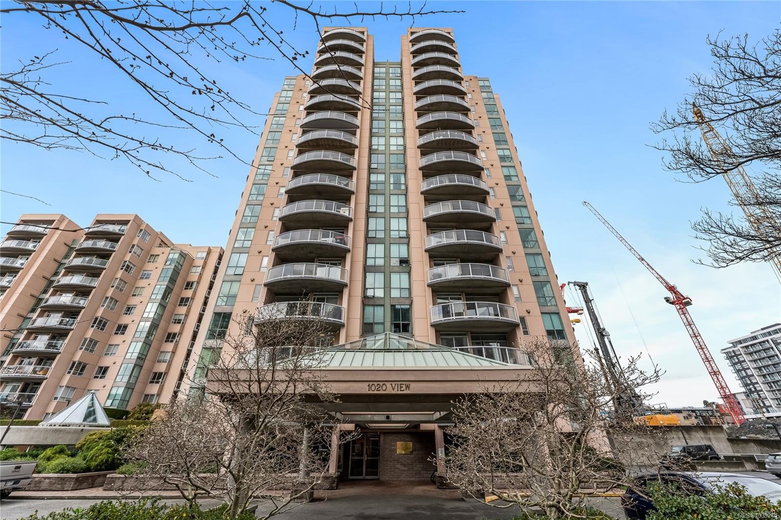 #1004-1020 View St, Victoria, BC - Outdoor With Balcony With Facade