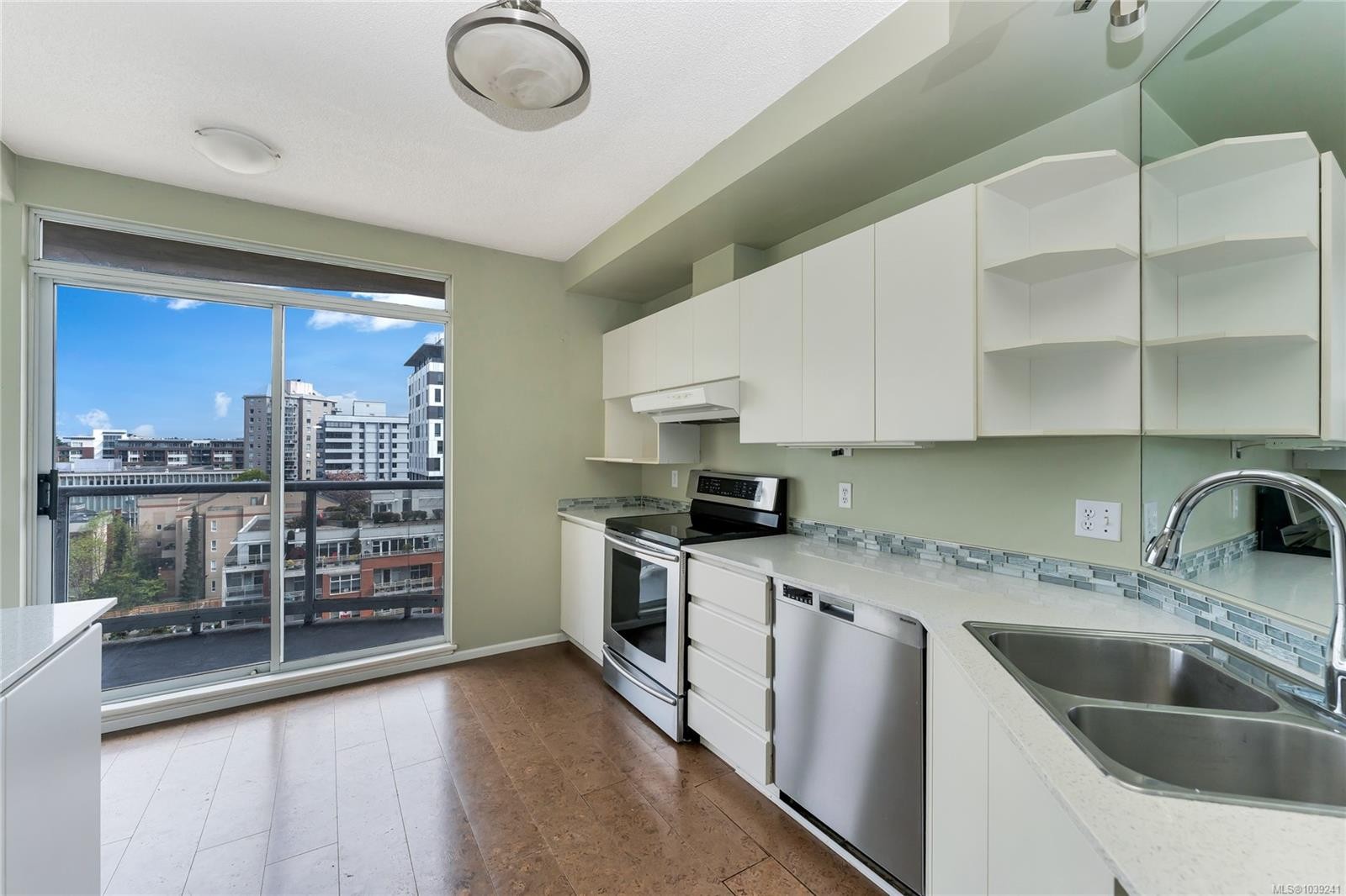 #1004-1020 View St, Victoria, BC - Indoor Photo Showing Kitchen With Double Sink