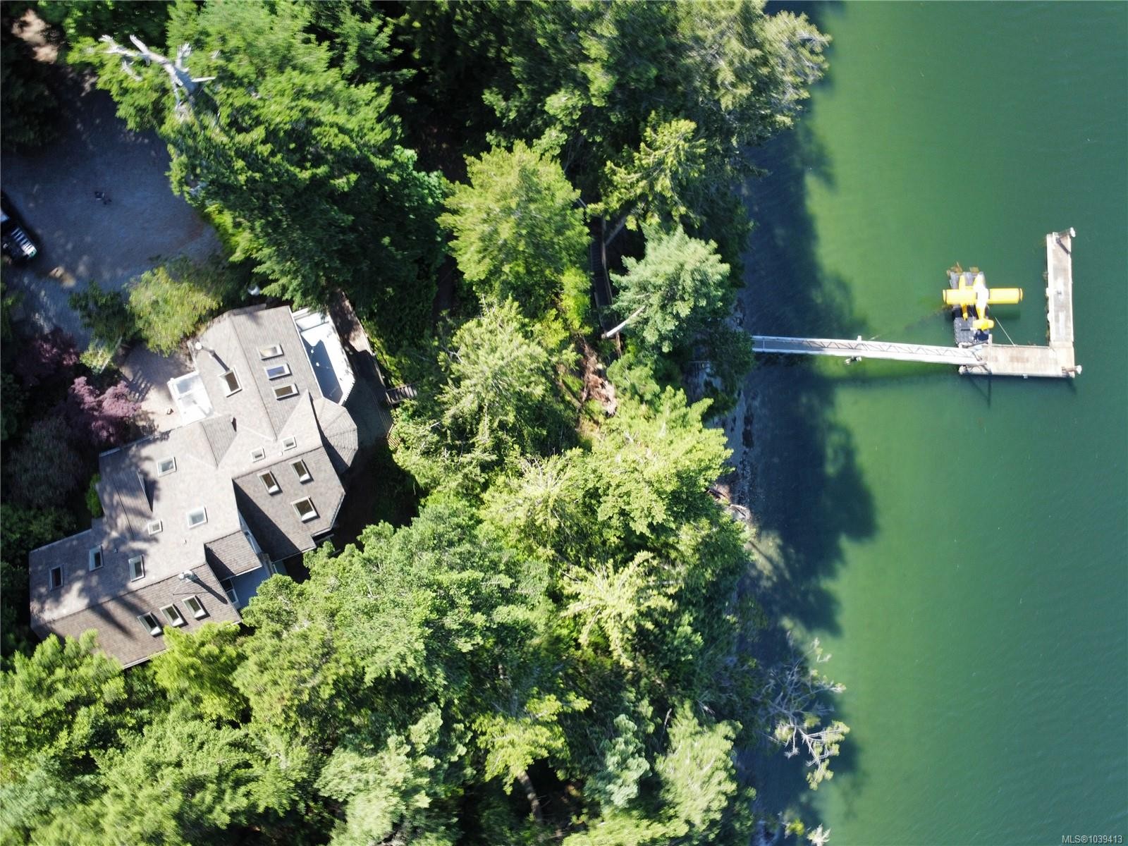 165 Ontario Pl, Salt Spring, BC