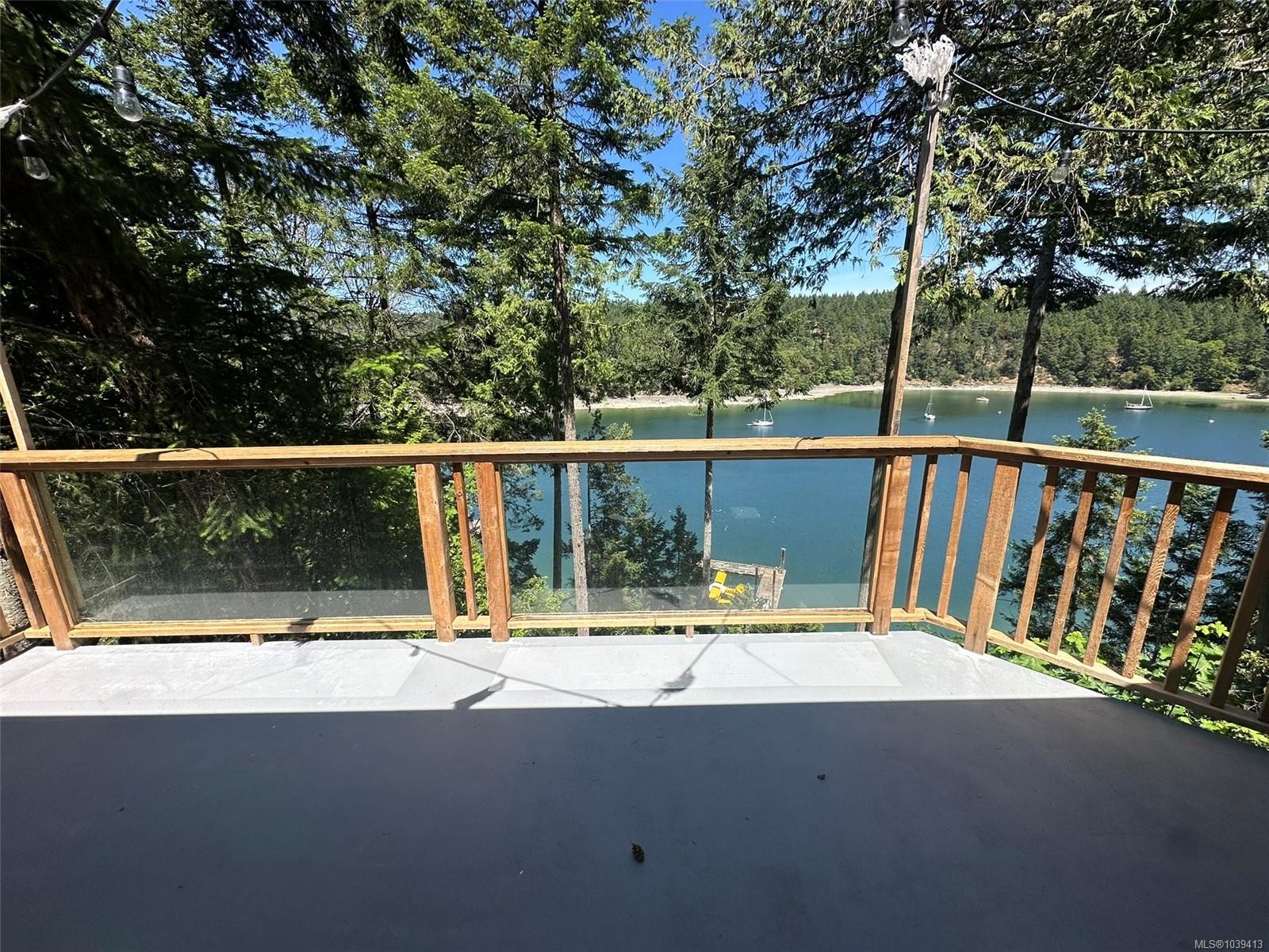 165 Ontario Pl, Salt Spring, BC