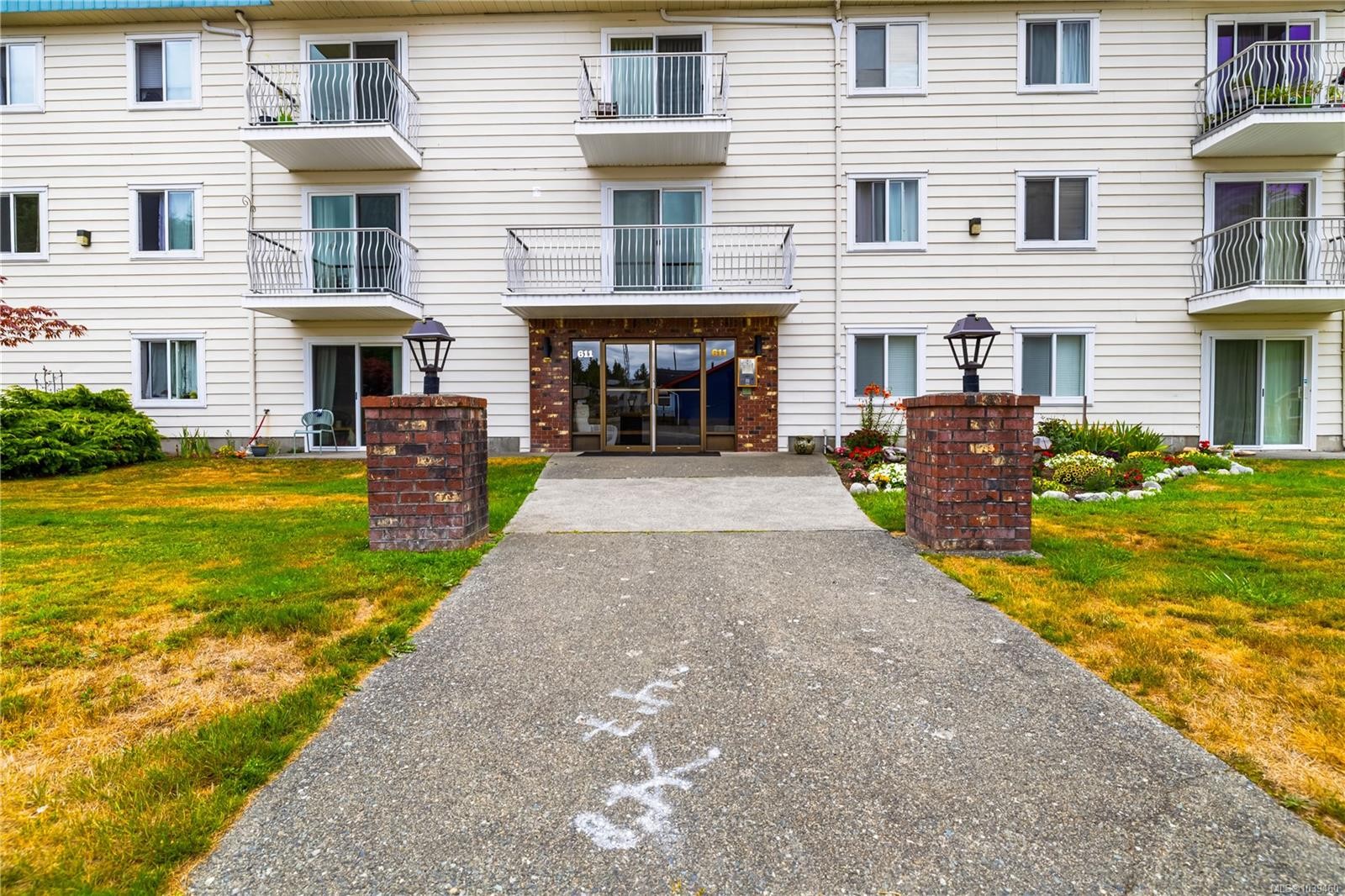 #304-611 Macmillan Dr, Sayward, BC