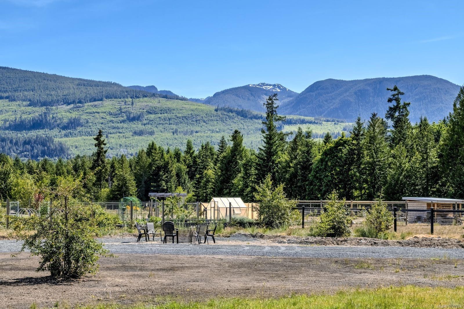3770 Tralee Rd, Whiskey Creek, BC
