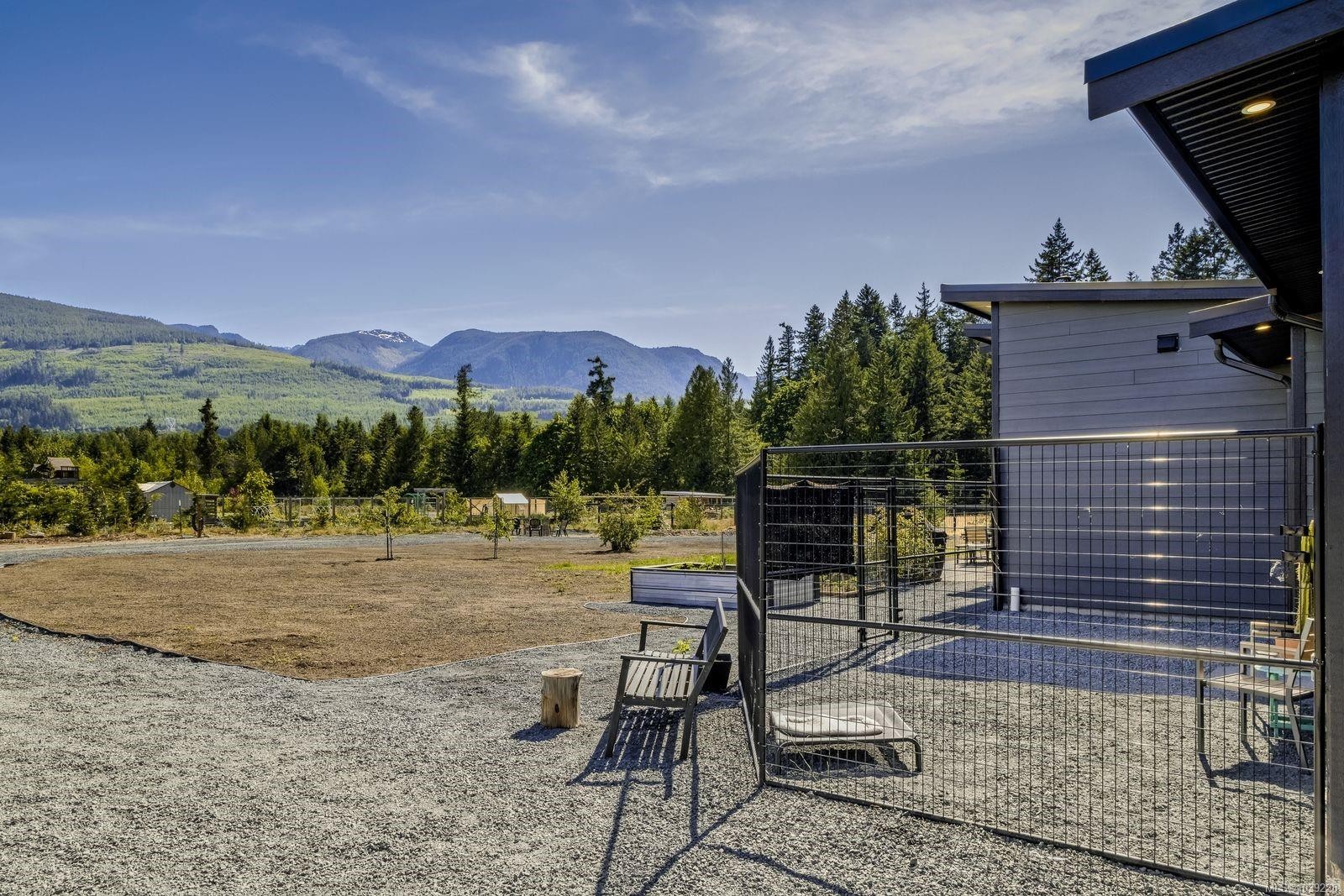 3770 Tralee Rd, Whiskey Creek, BC