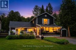 83 KING ROAD Tay (Waubaushene), ON L0K 1S0