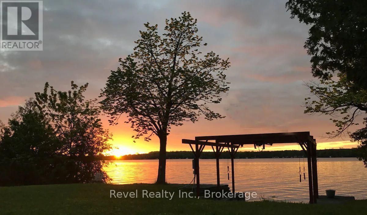 75 Meachin Drive, Kawartha Lakes (Verulam), ON
