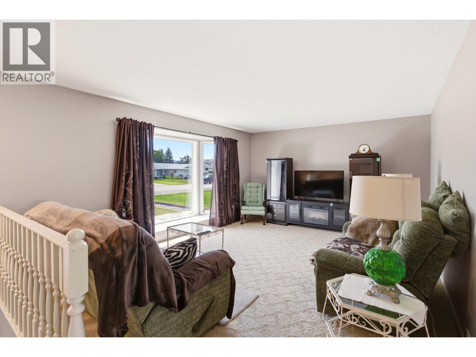 210 Felix Road, Kelowna, BC