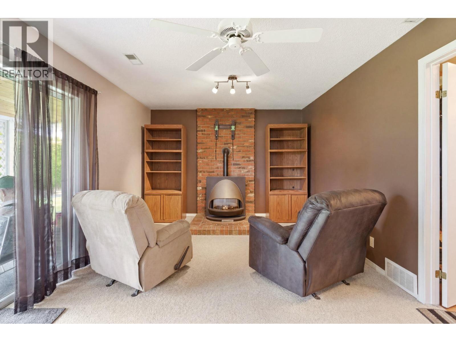 210 Felix Road, Kelowna, BC