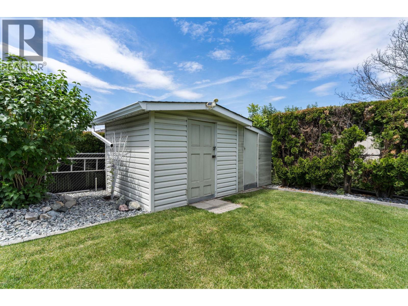 210 Felix Road, Kelowna, BC