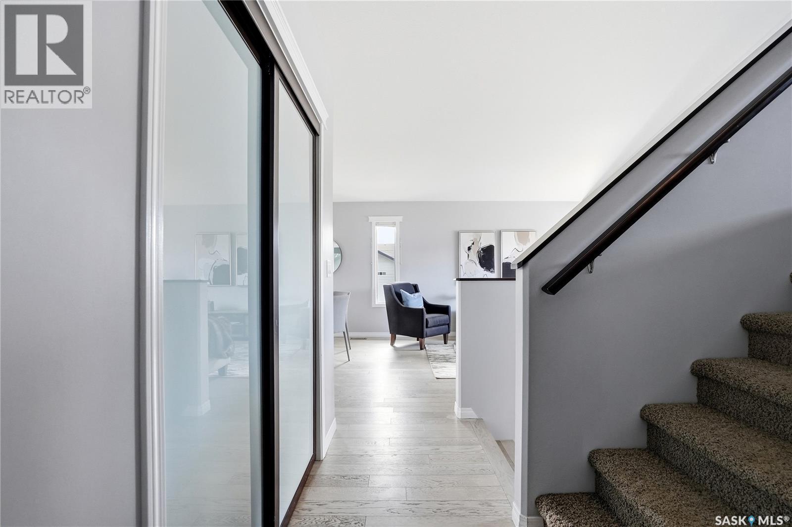 327 Roy Crescent, Saskatoon, SK