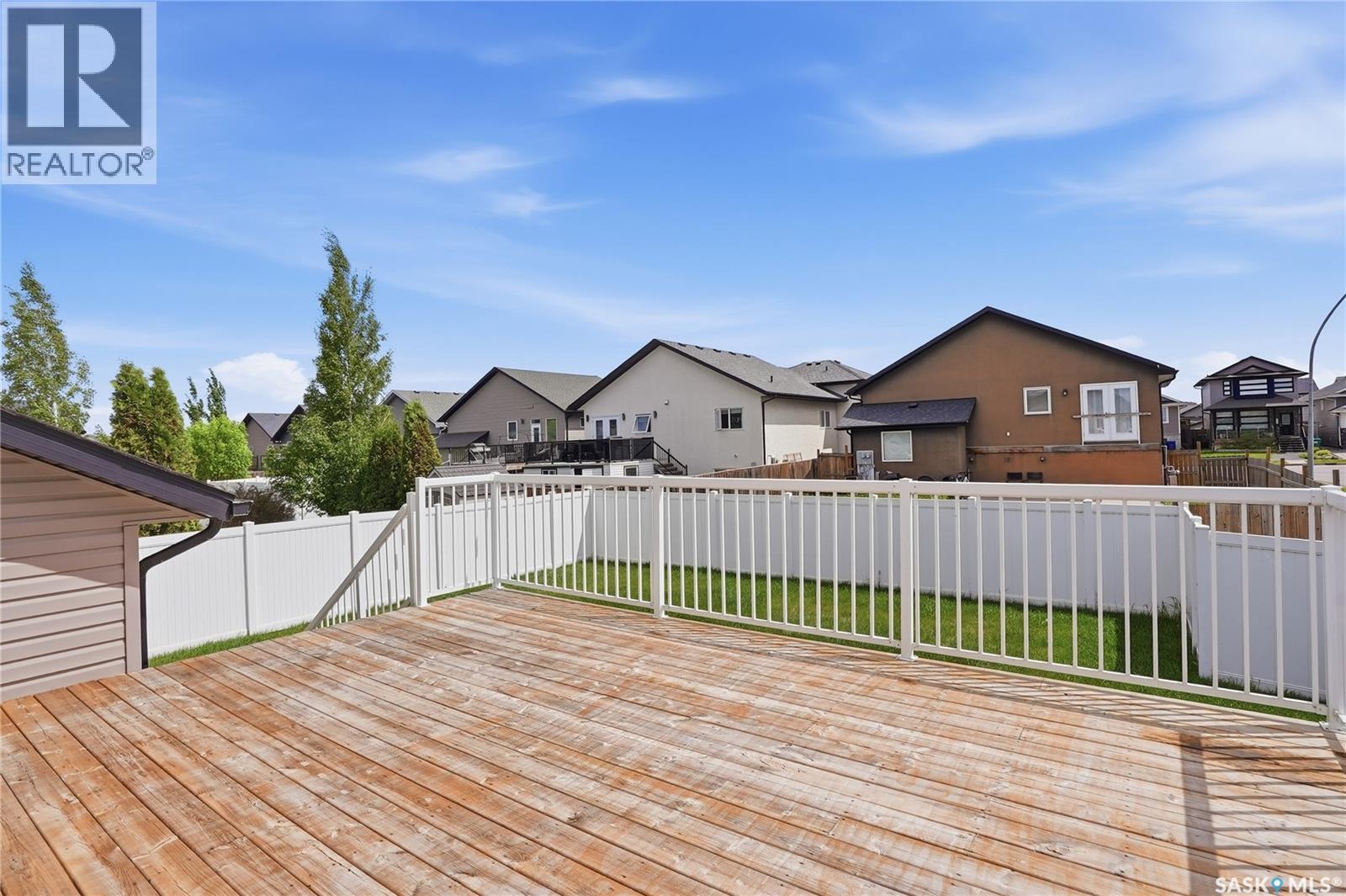 327 Roy Crescent, Saskatoon, SK