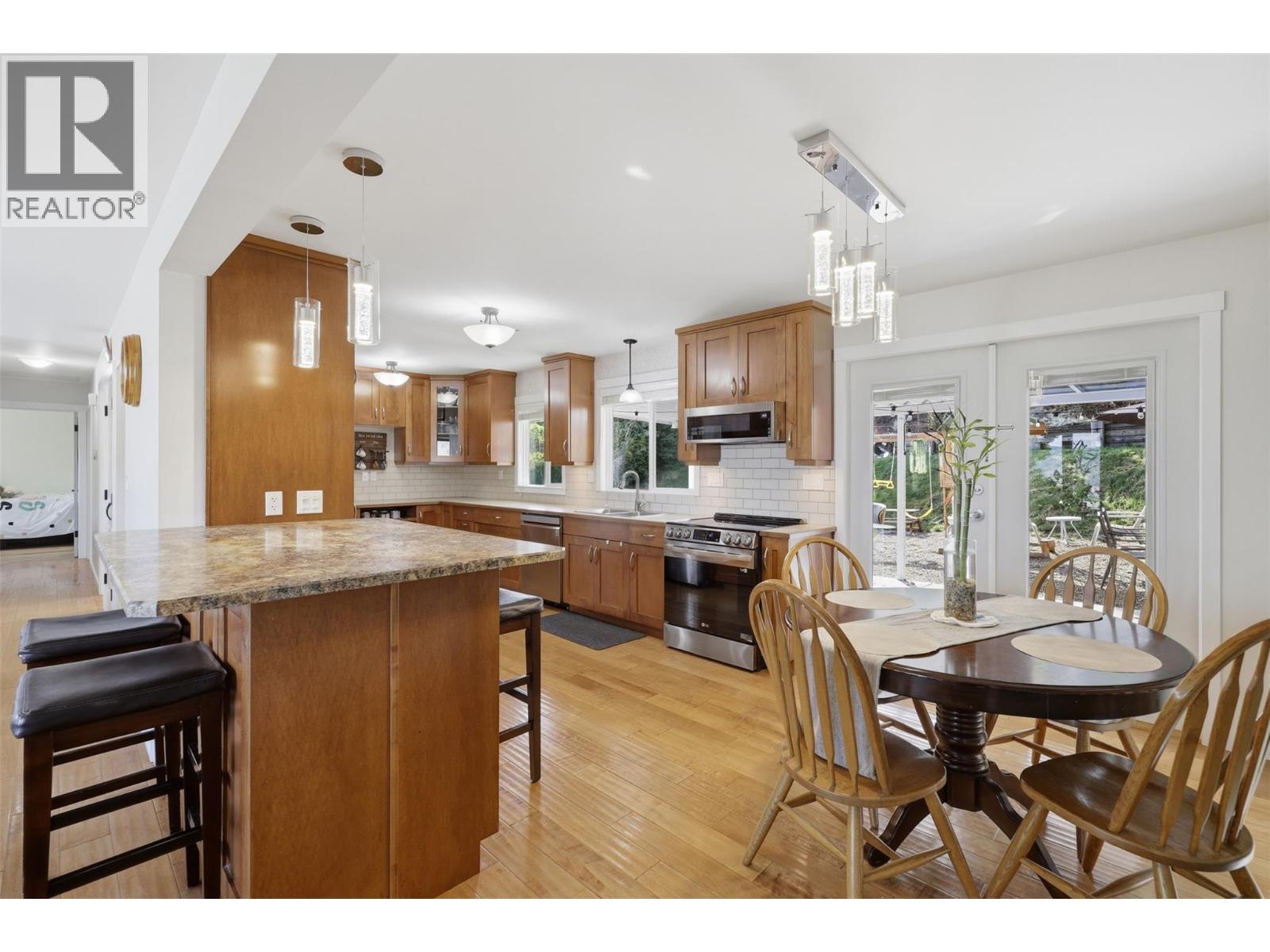 1675 Springhaven Place Place, Kamloops, BC