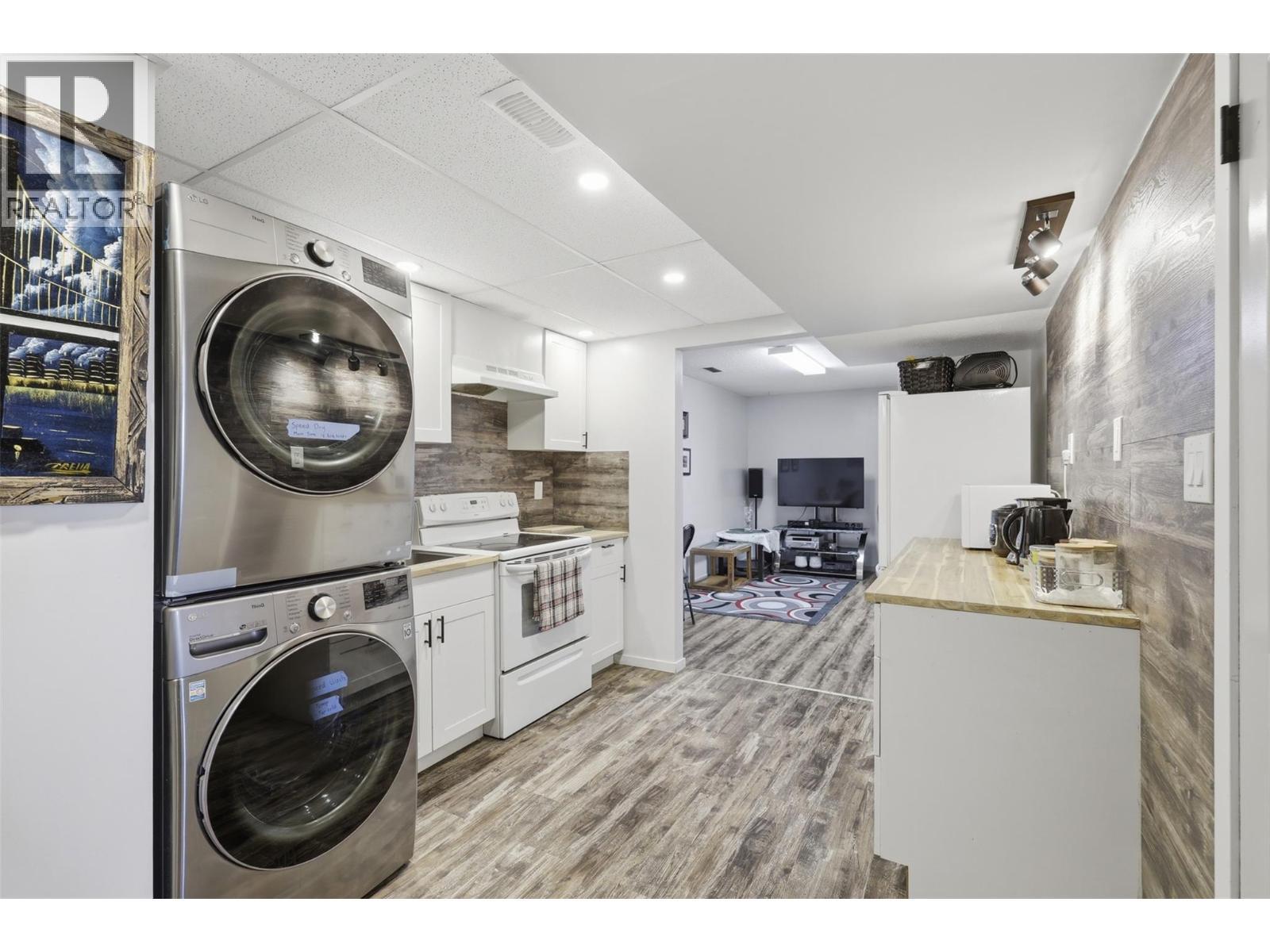 1675 Springhaven Place Place, Kamloops, BC