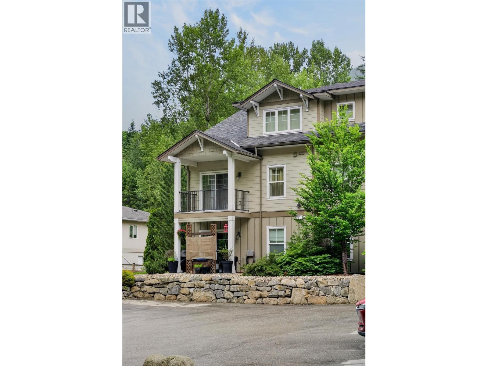 2001 Perrier Road Unit# 102, Nelson, BC