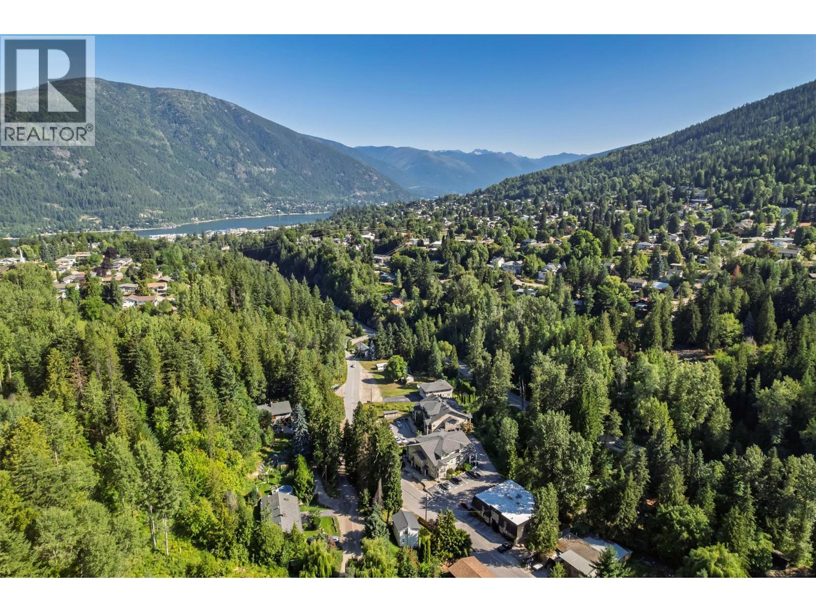 2001 Perrier Road Unit# 102, Nelson, BC