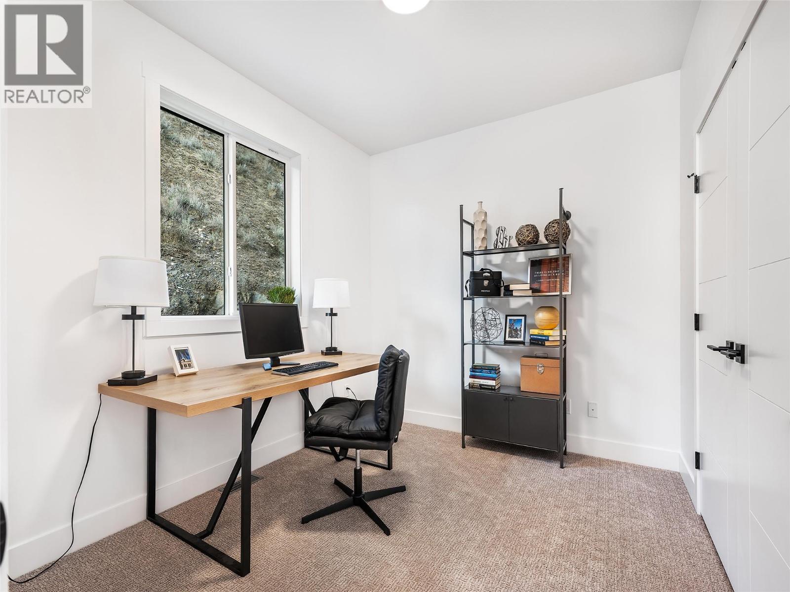 Photos of The Ledge showhome of the same layout - 7735 Okanagan Hills Boulevard Unit# 63 Lot# 2, Vernon, BC