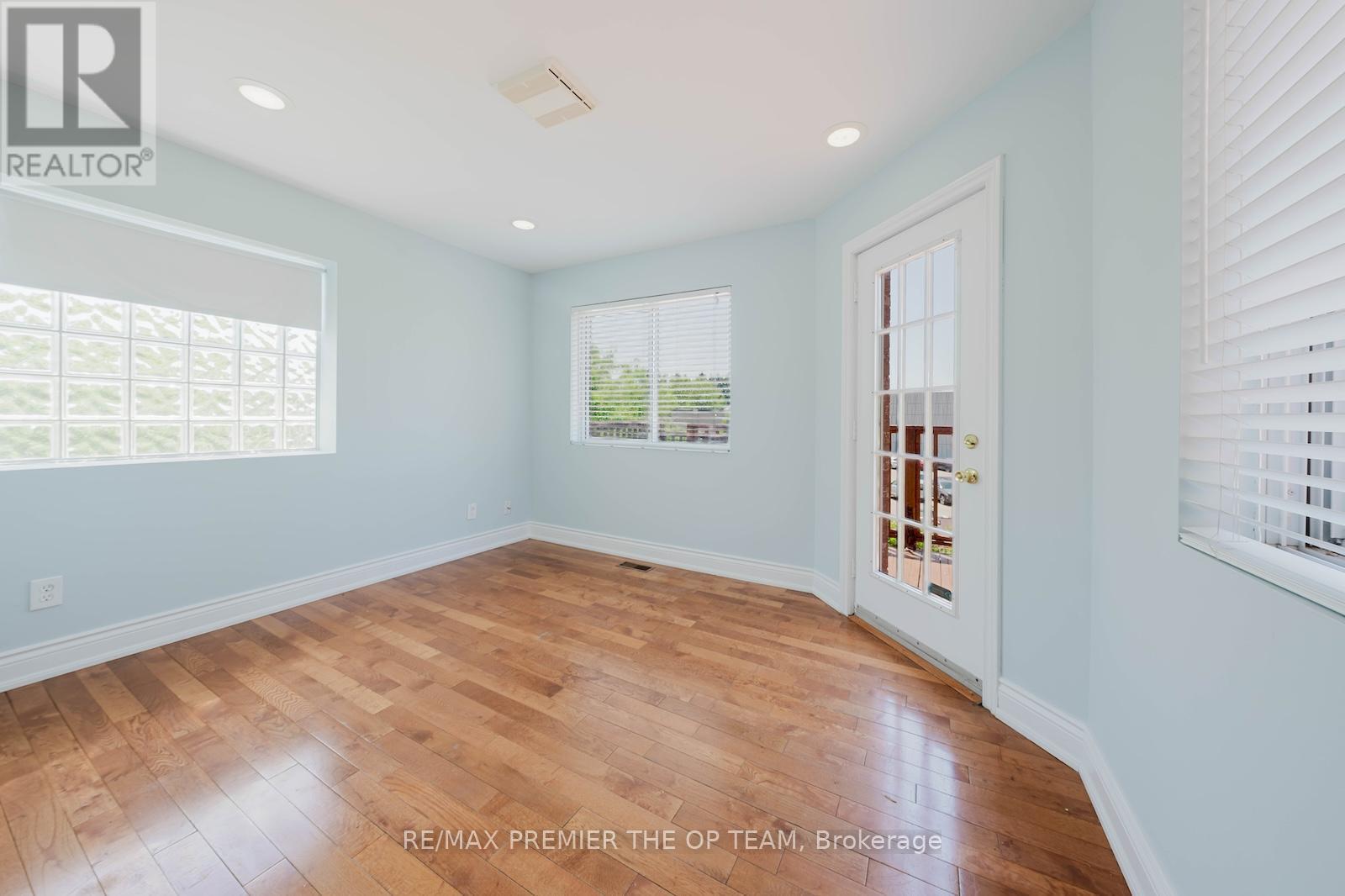 7930 Kipling Avenue, Vaughan, ON