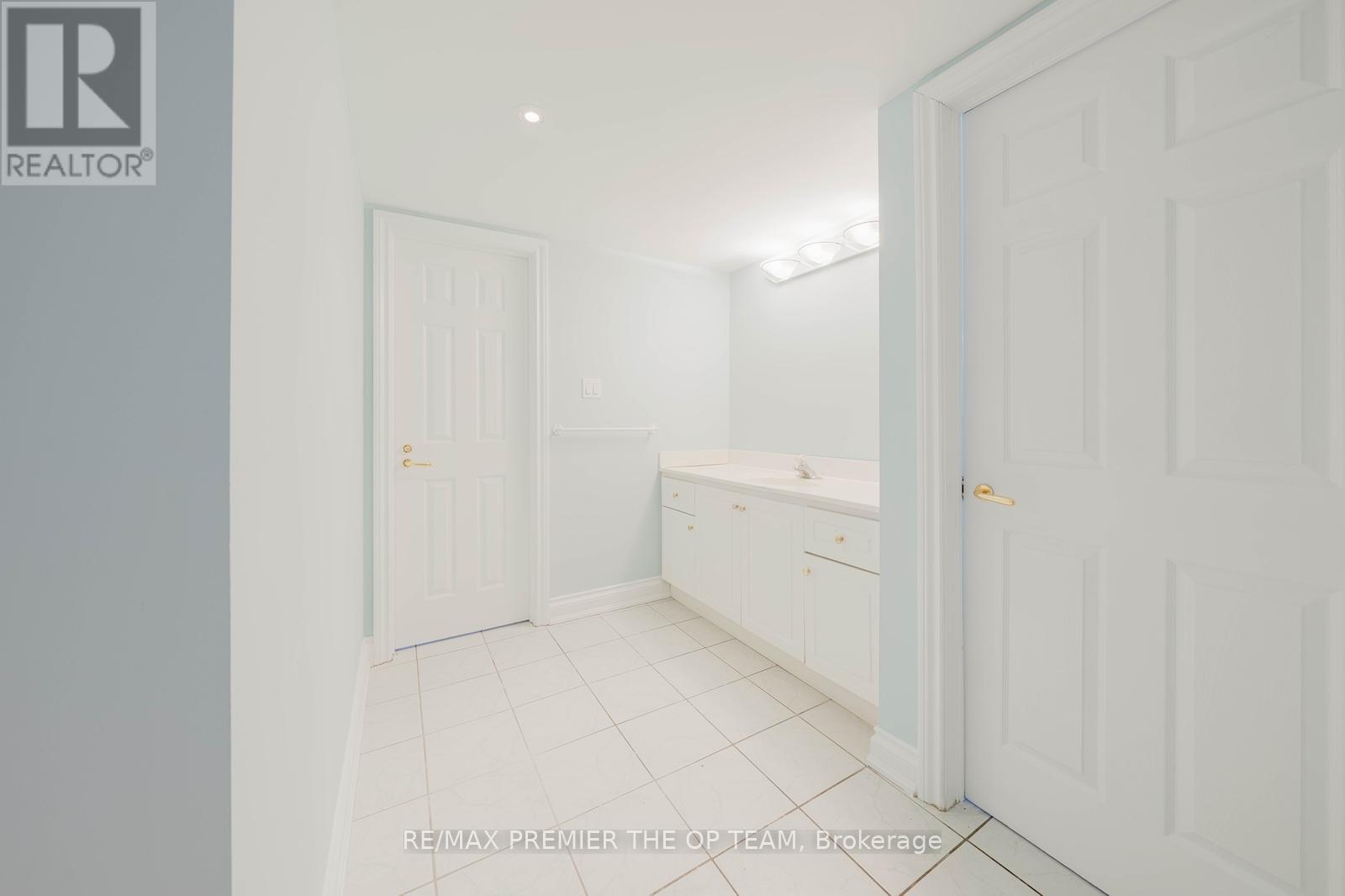 7930 Kipling Avenue, Vaughan, ON