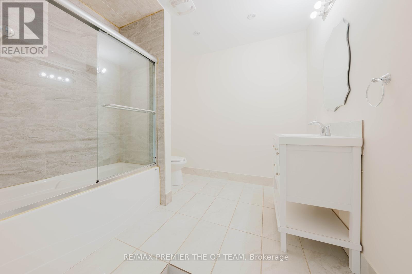 7930 Kipling Avenue, Vaughan, ON