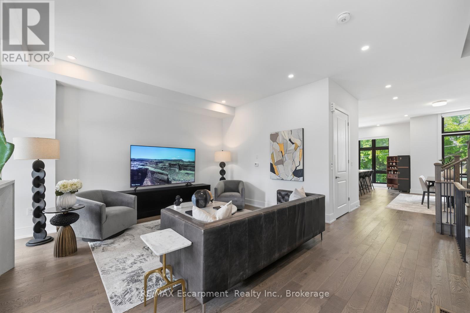 2280 Sovereign Street, Oakville (Br Bronte), ON