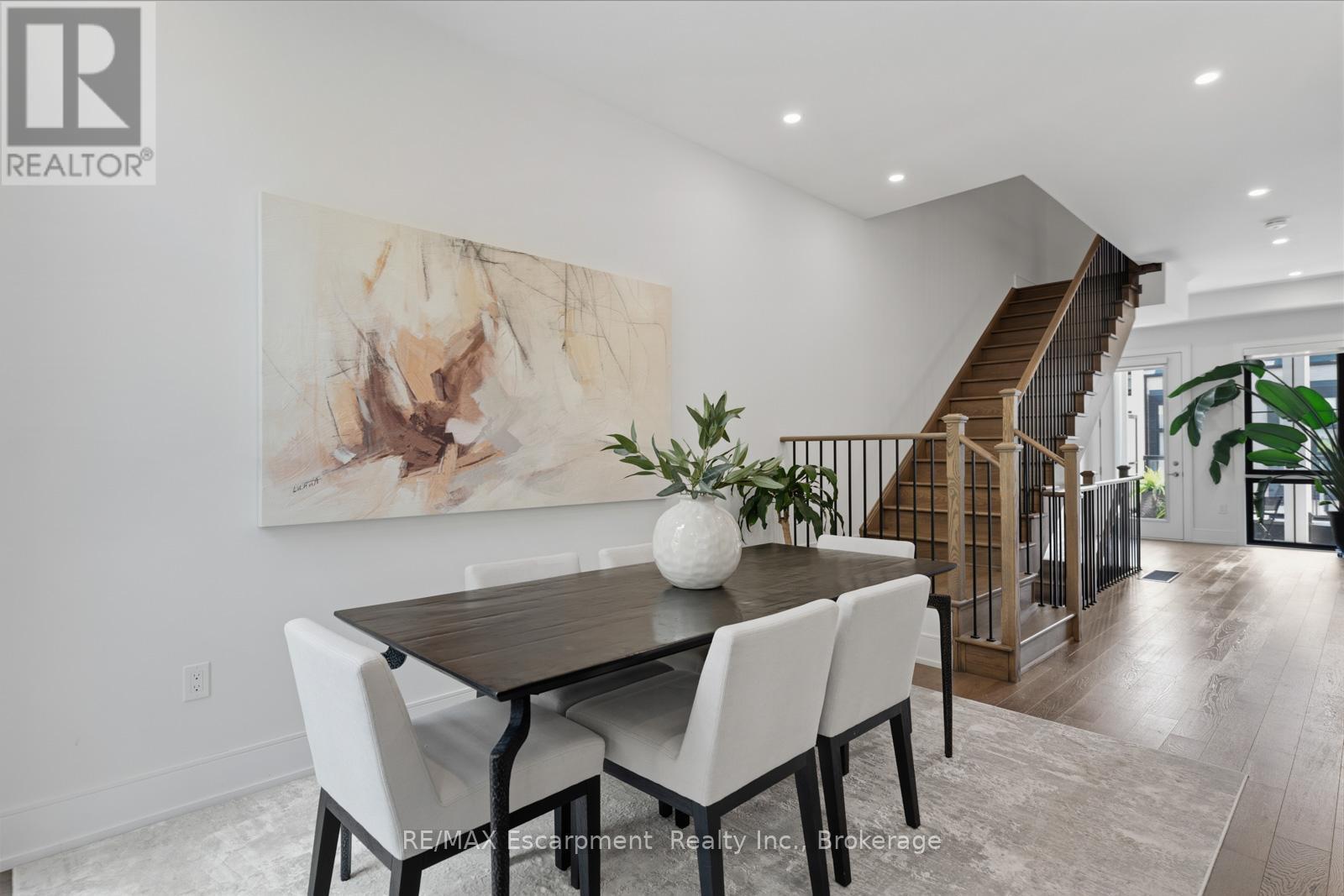 2280 Sovereign Street, Oakville (Br Bronte), ON