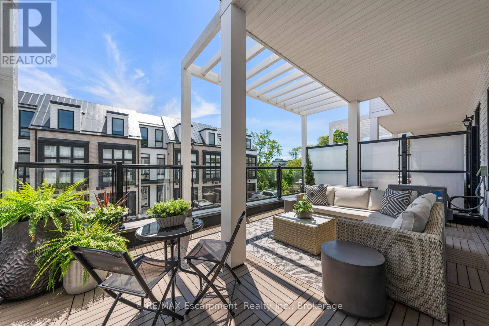 2280 Sovereign Street, Oakville (Br Bronte), ON