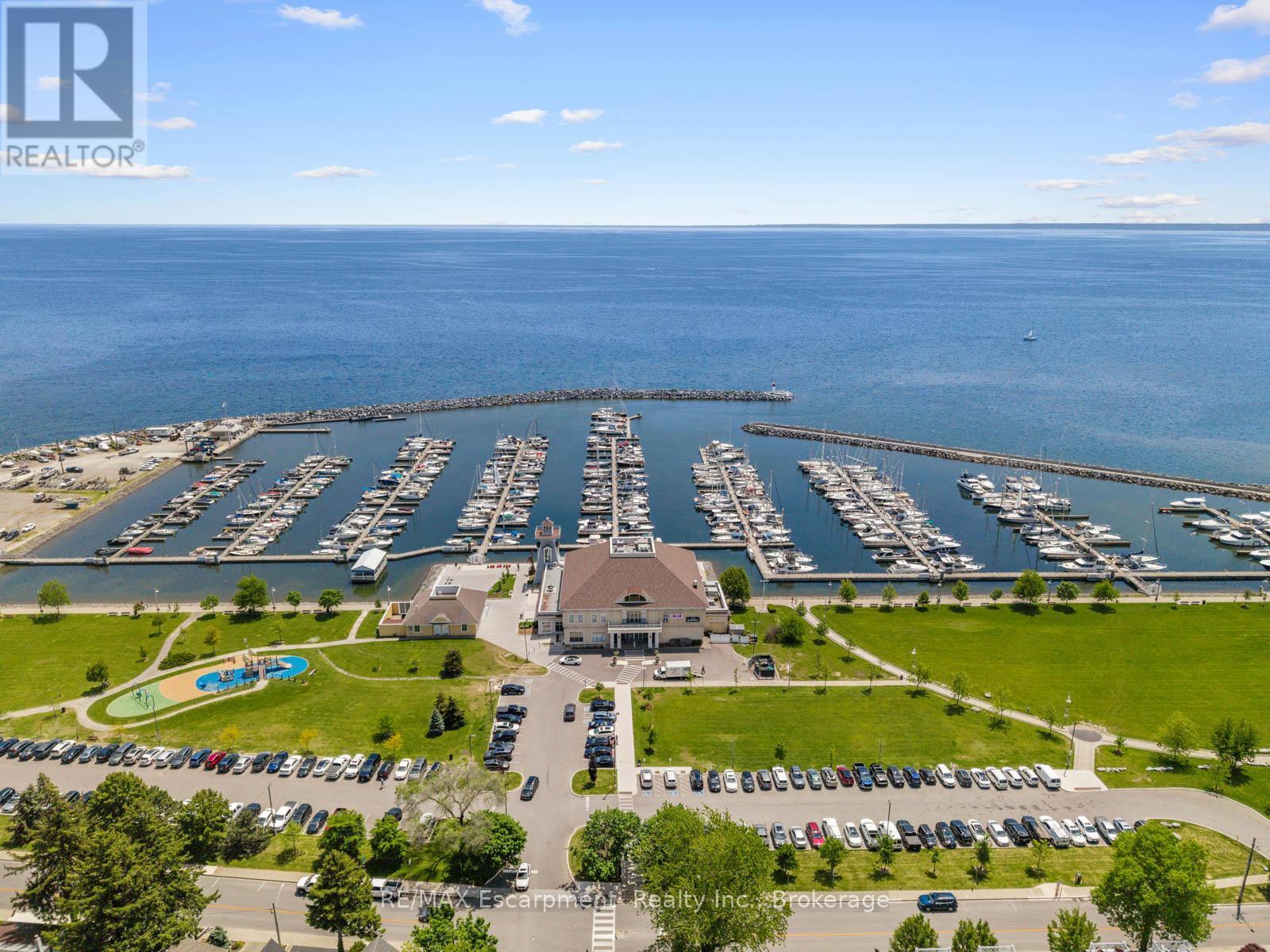 2280 Sovereign Street, Oakville (Br Bronte), ON