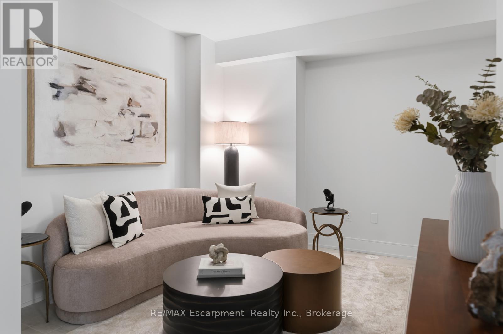 2280 Sovereign Street, Oakville (Br Bronte), ON
