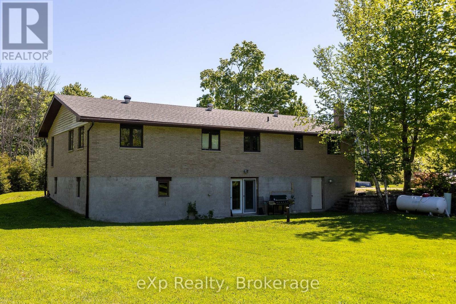 117 East Road, Northern Bruce Peninsula, ON