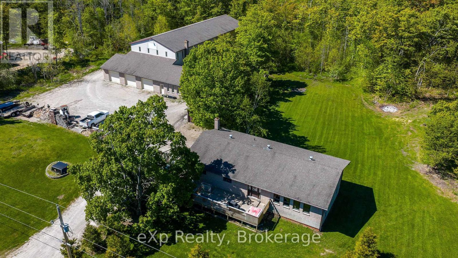 117 East Road, Northern Bruce Peninsula, ON