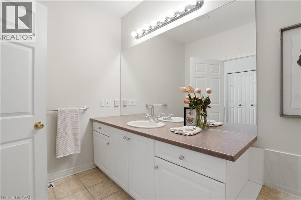 58 Glendale Avenue Unit# 12, St. Catharines, ON