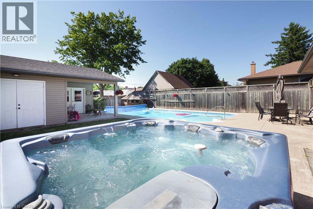 26 Woodhaven Road, Kitchener, ON