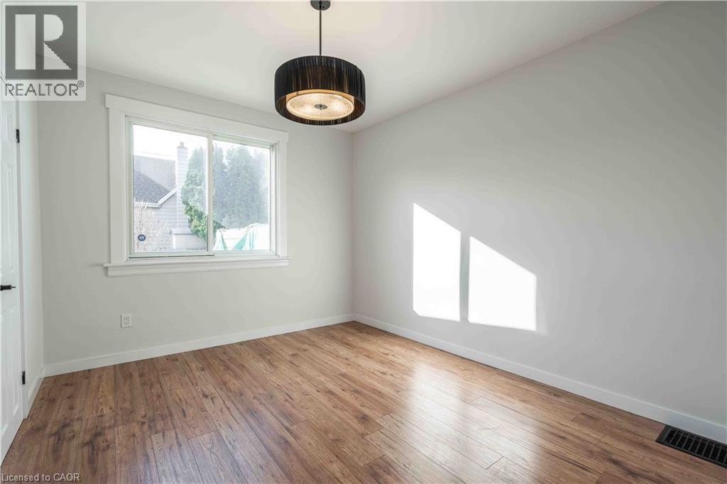 204 Glow Avenue Unit# Upper, Hamilton, ON