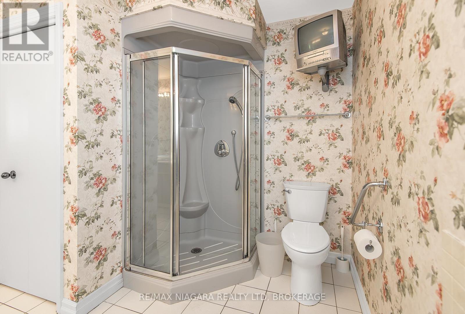 6254 Gore Street, Niagara Falls (Stamford), ON