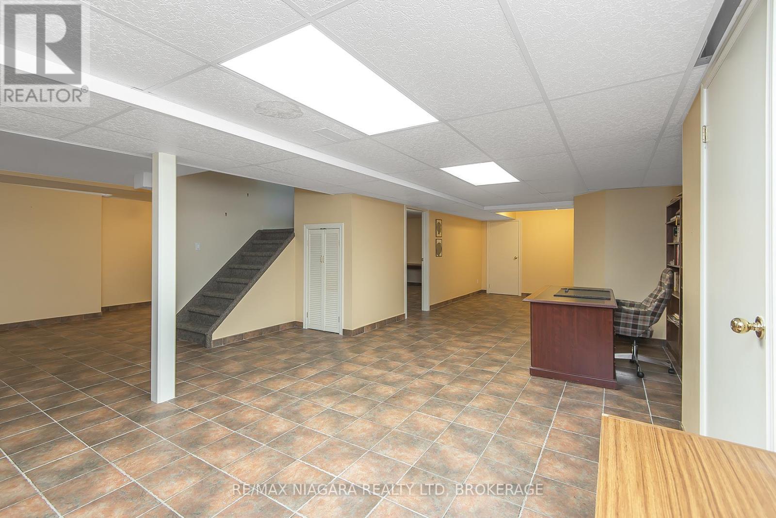6254 Gore Street, Niagara Falls (Stamford), ON