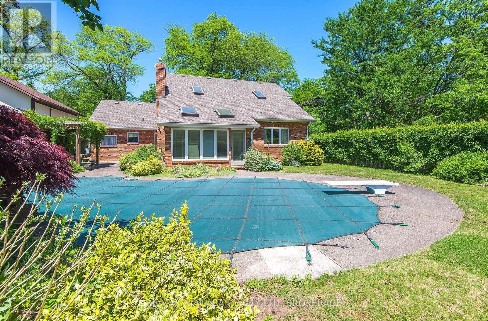 6254 Gore Street, Niagara Falls (Stamford), ON