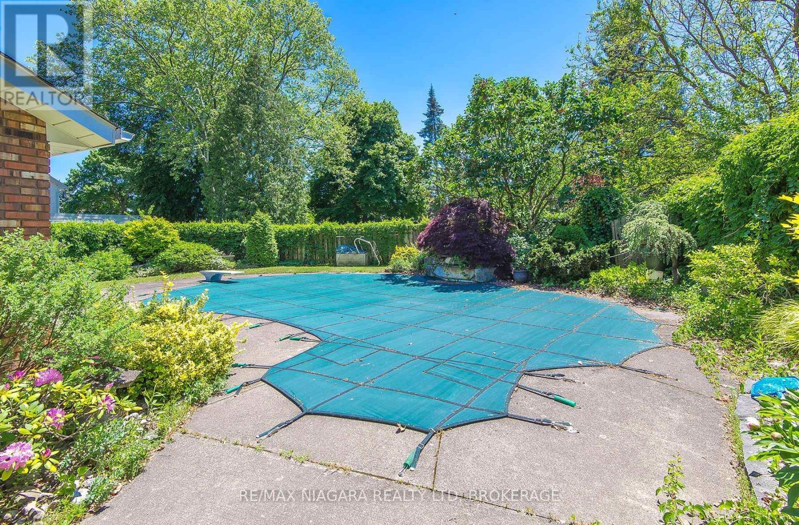 6254 Gore Street, Niagara Falls (Stamford), ON