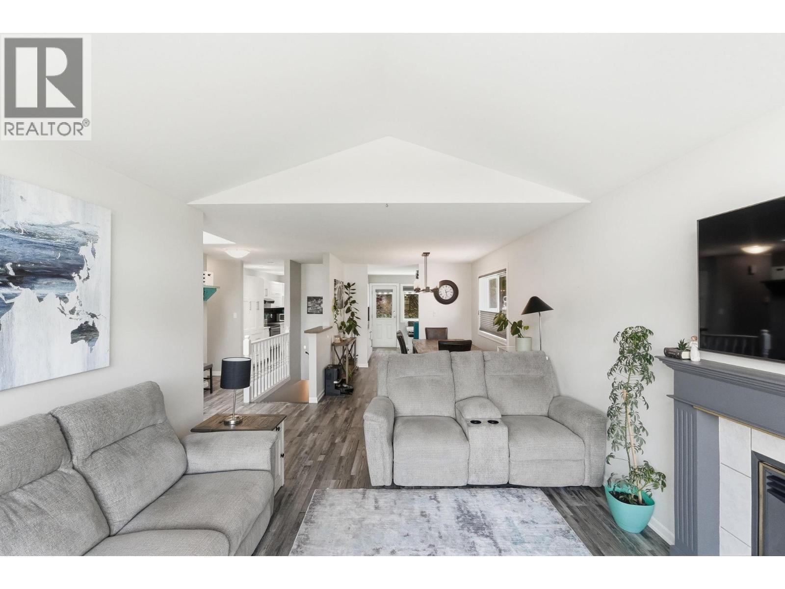 5978 Ness Court, Oliver, BC