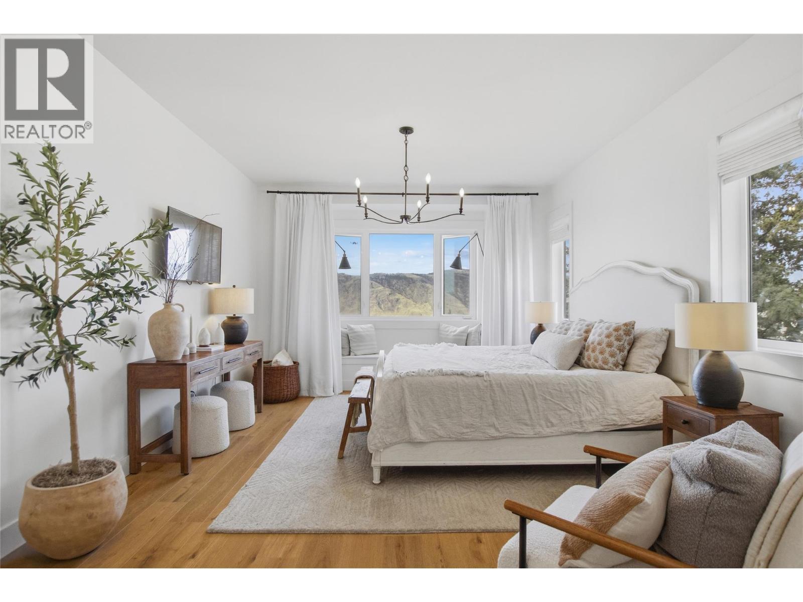 1688 Balsam Place, Kamloops, BC