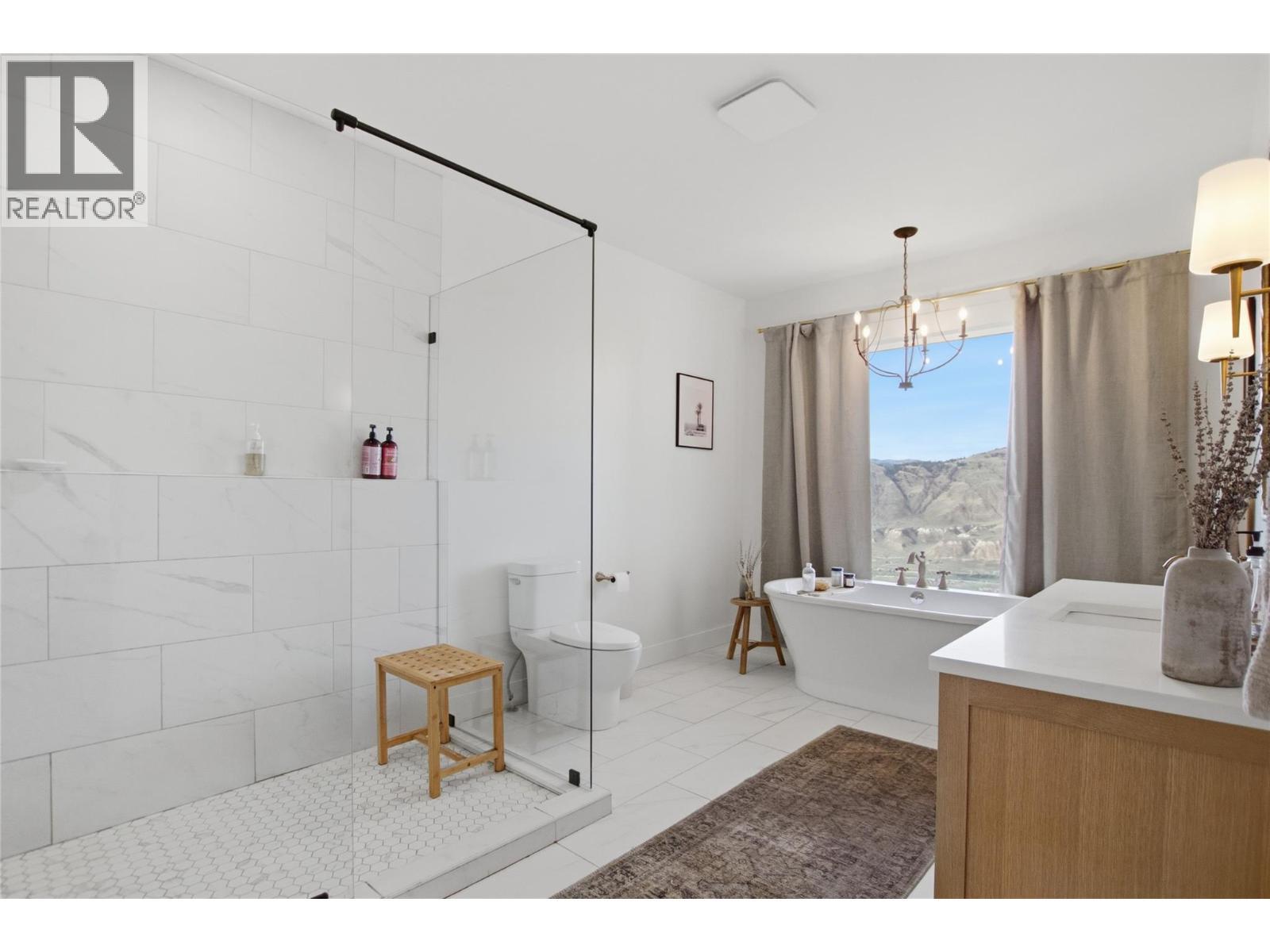 1688 Balsam Place, Kamloops, BC