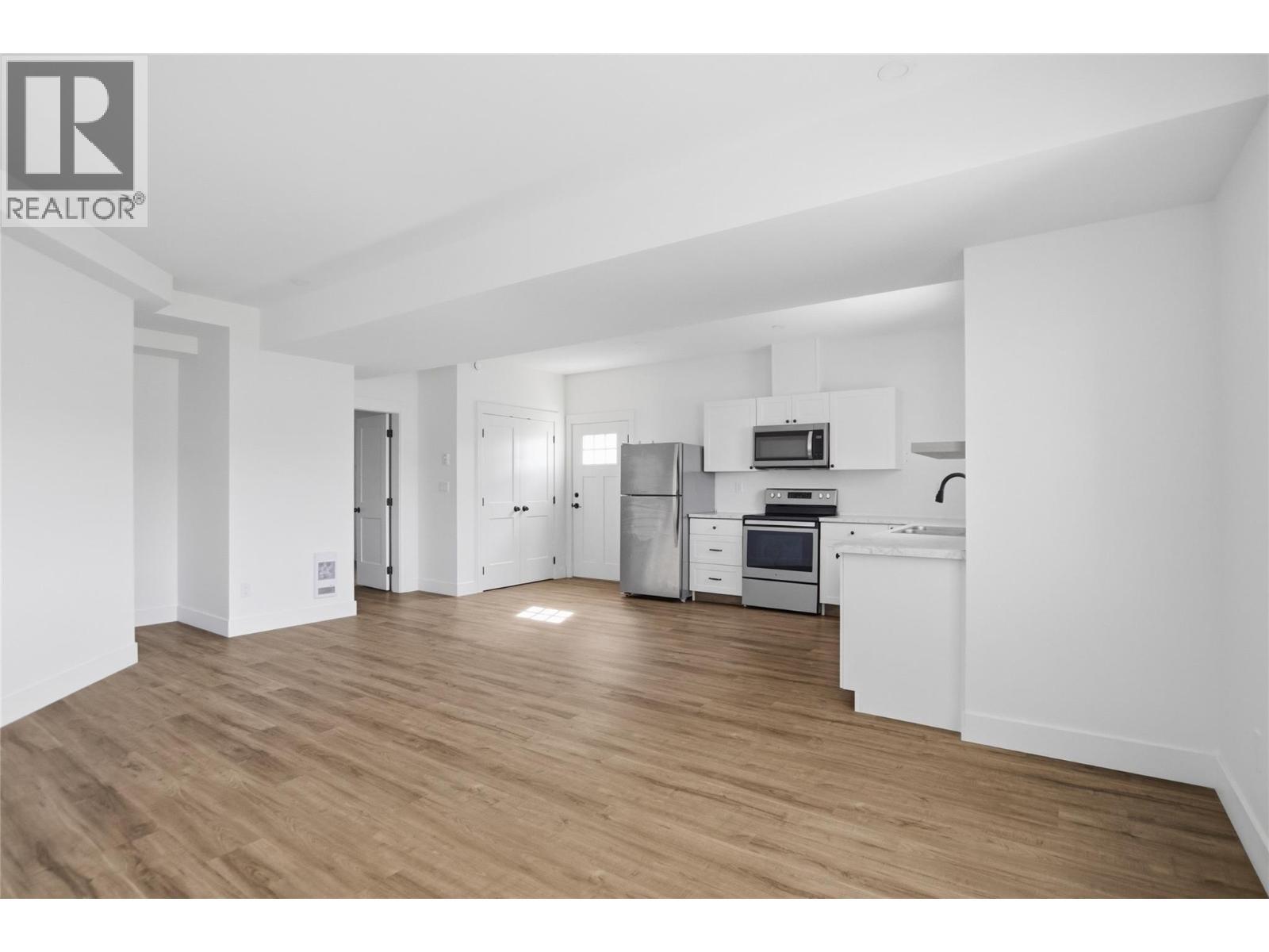 1688 Balsam Place, Kamloops, BC