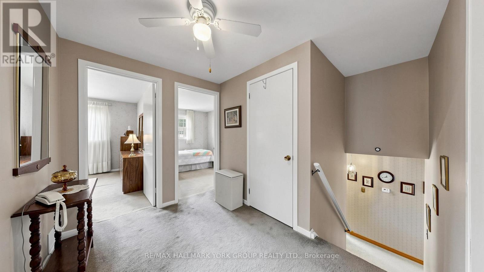 24 Devins Drive, Aurora, ON