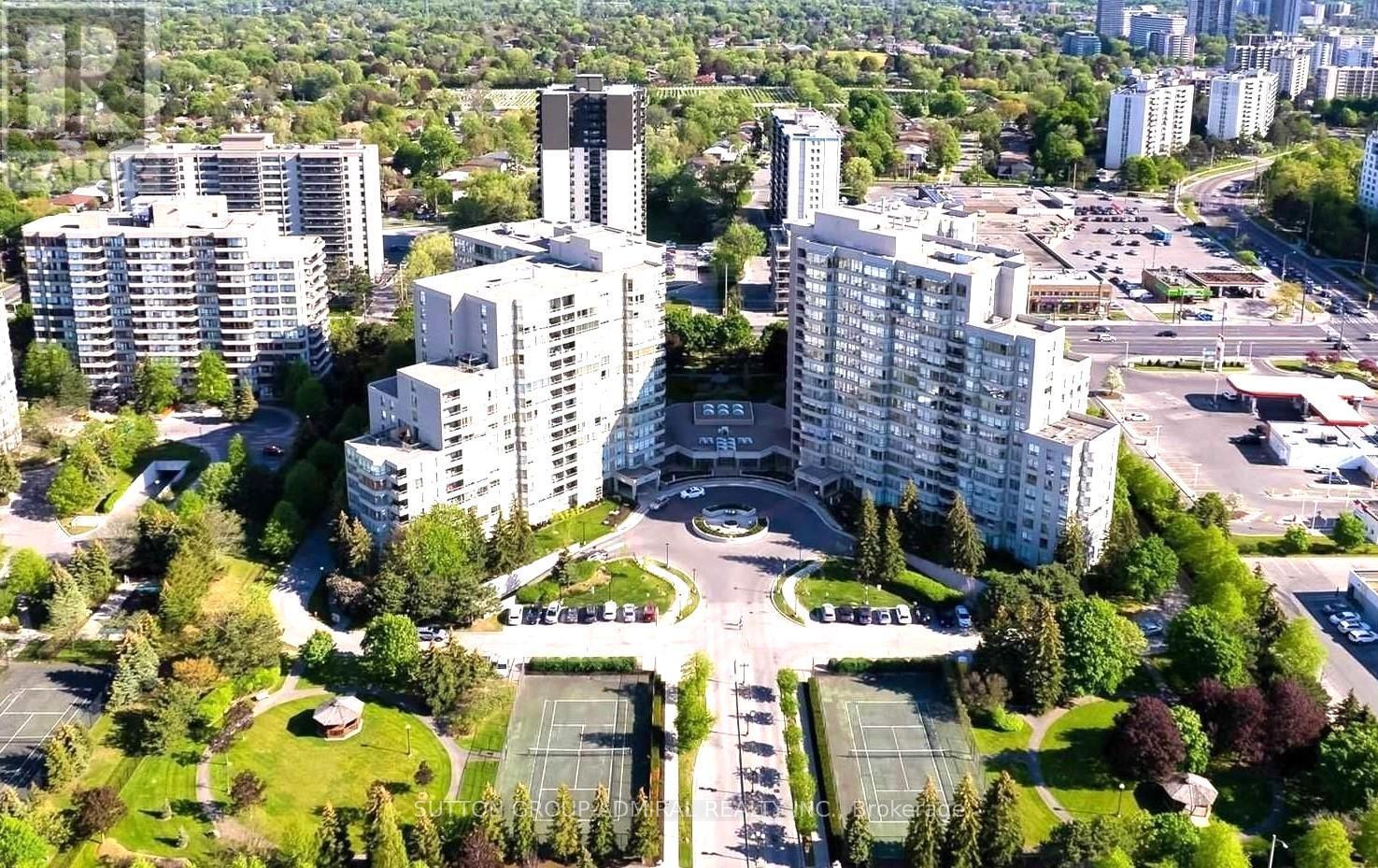 604 - 7 Townsgate Drive, Vaughan, ON