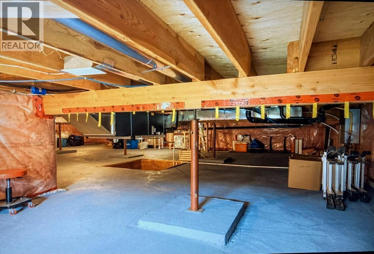 3397 14Th Avenue, Castlegar, BC