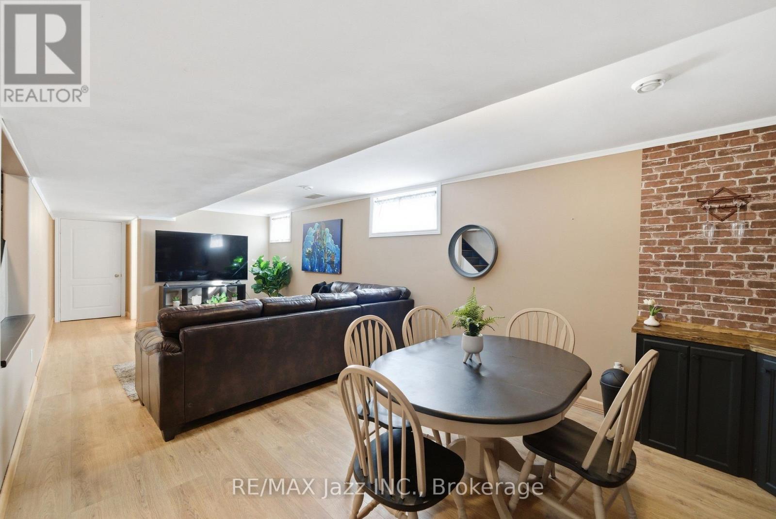 1 Cooper Court, Brighton, ON