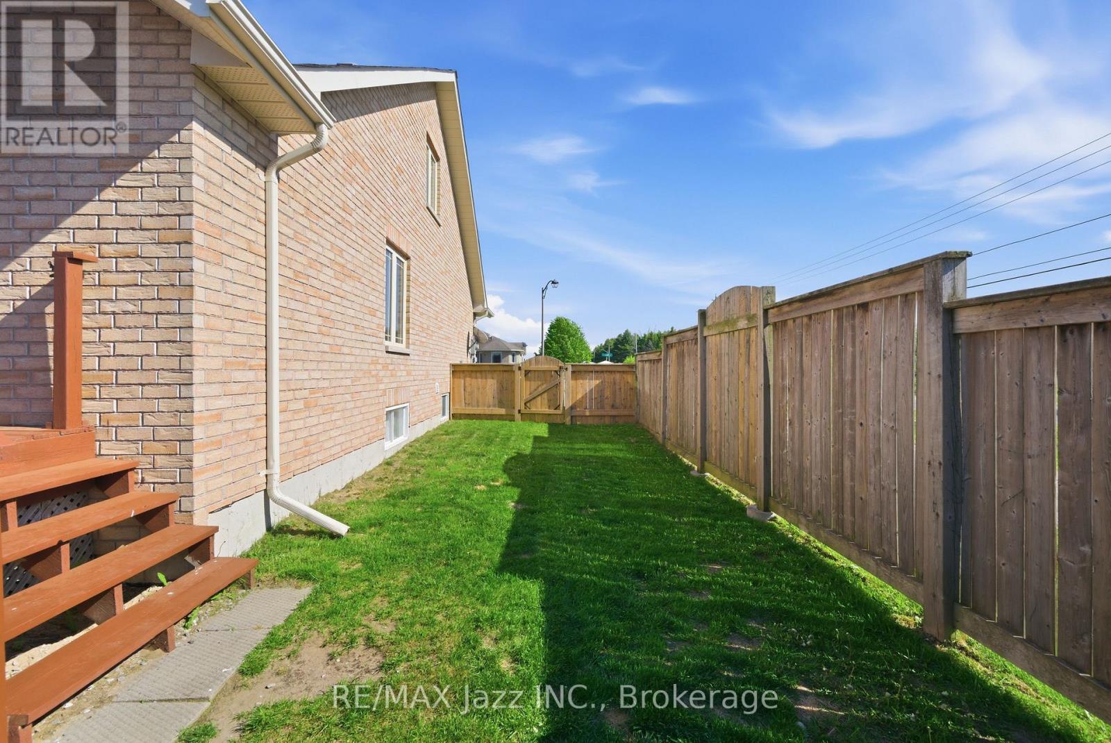 1 Cooper Court, Brighton, ON
