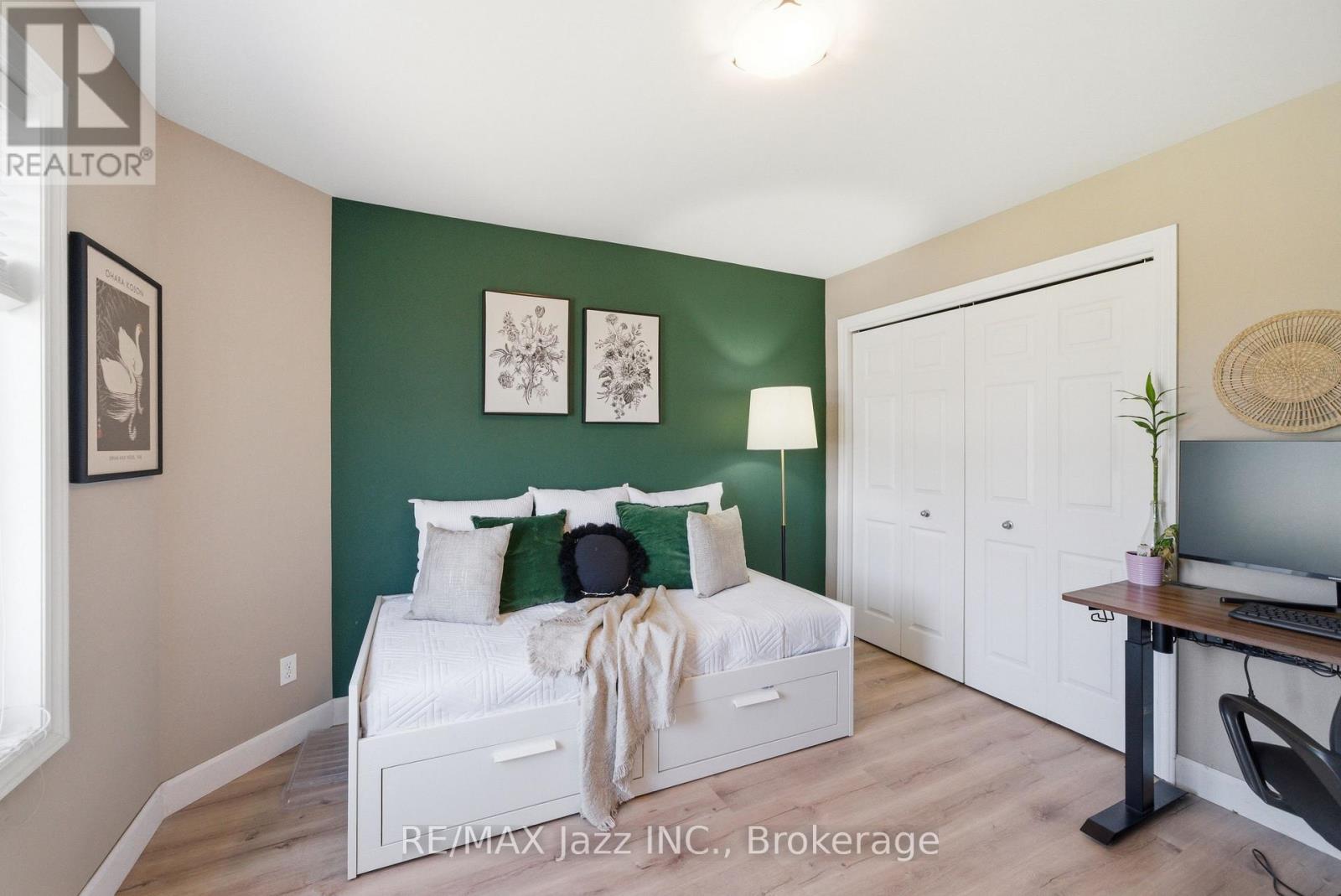 1 Cooper Court, Brighton, ON