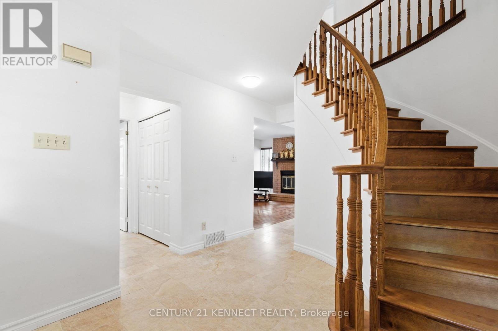 848 Fairlawn Avenue, Ottawa, ON