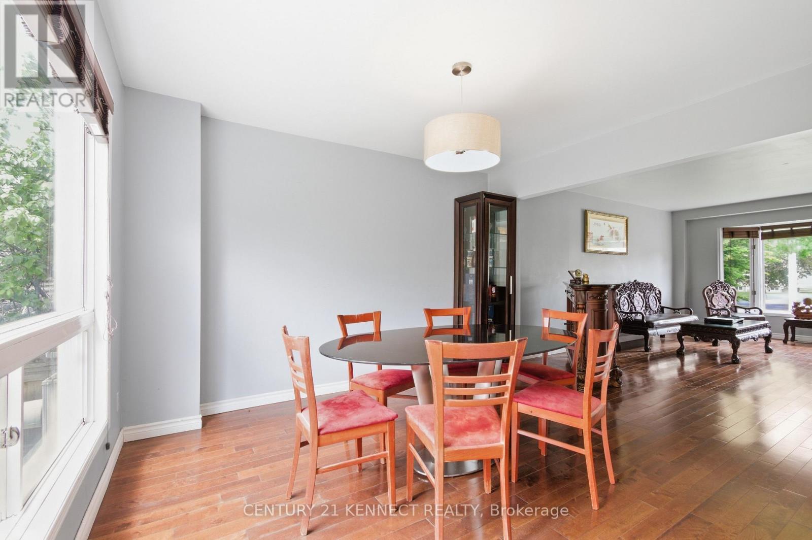 848 Fairlawn Avenue, Ottawa, ON